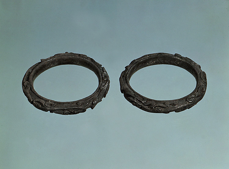 국보_무령왕릉출토은제팔찌(왕비)_이미지_전체2_충청남도_미술.jpg이미지