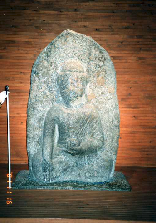 보물319_김천직기사석조약사여래좌상_03_전체_2001_경북_보존.jpg이미지