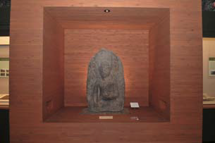 보물319_김천직지사석조약사여래좌상_02_전경_2010_경북_보존.jpg이미지
