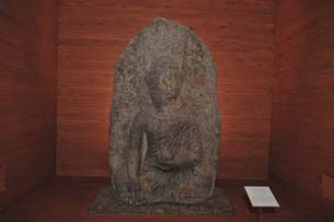 보물319_김천직지사석조약사여래좌상_04_정면_2010_경북_보존.jpg이미지