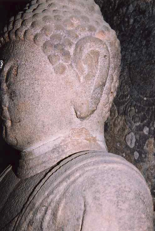 보물424_예천청룡사석조여래좌상_05_좌면3_2001_경북_보존.jpg이미지