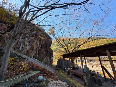 비지정_단속사 동동구석각_04_경남_미술.jpg이미지